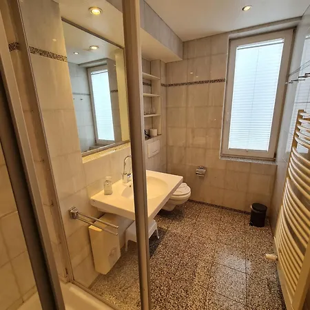 Apartment A Cappella A6 *